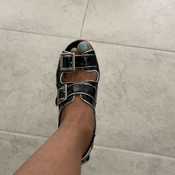 Black Patent Shoes w/Silver Trim - Picture 6 of 6